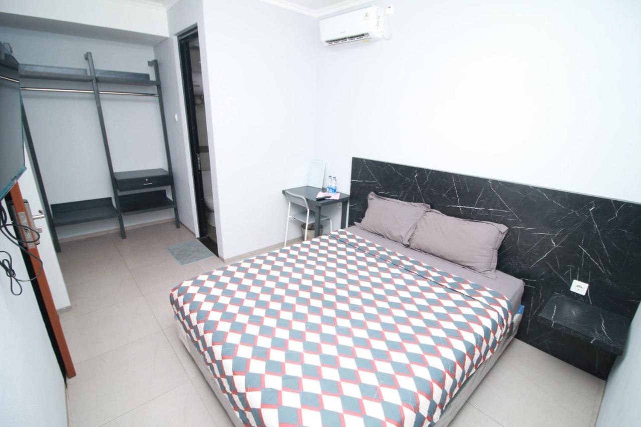 Bale Resident Hostel Jakarta Exterior photo