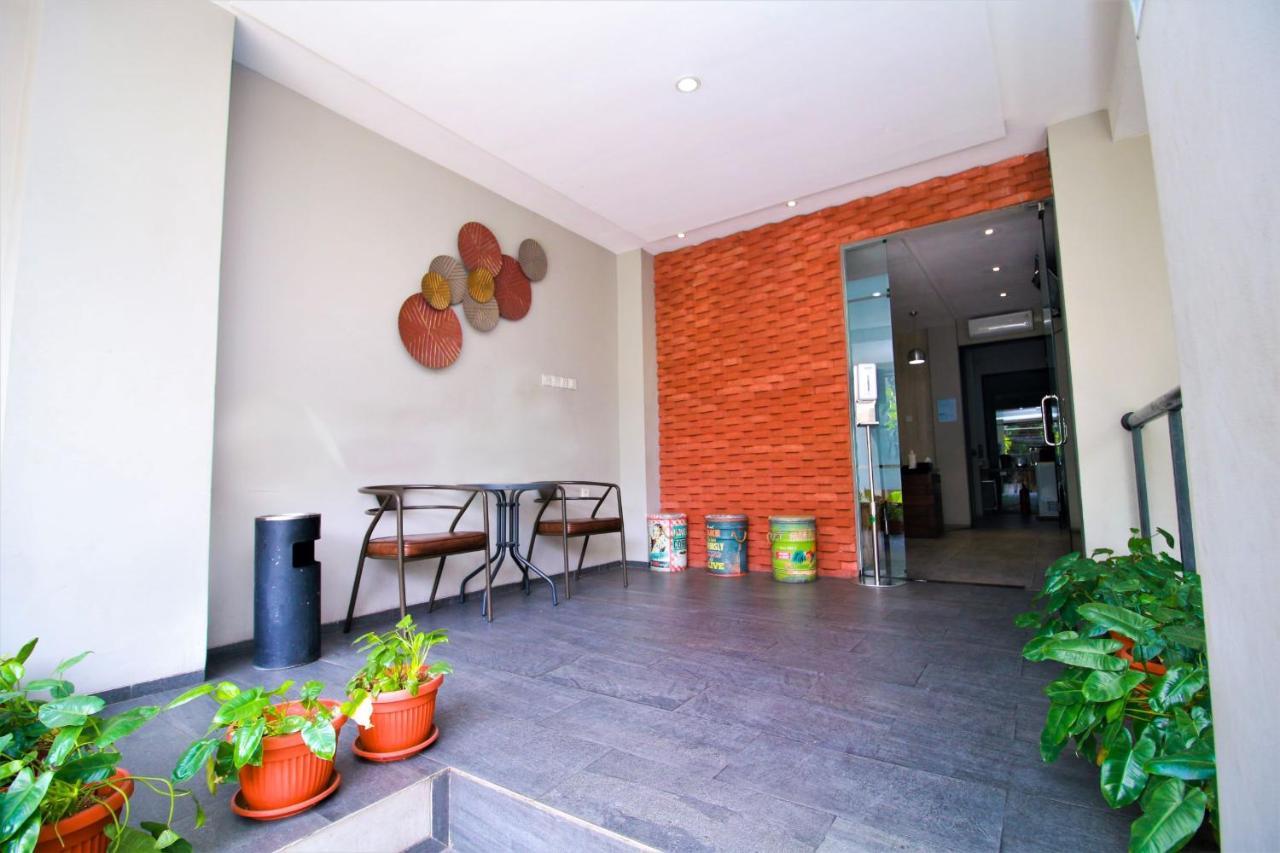 Bale Resident Hostel Jakarta Exterior photo