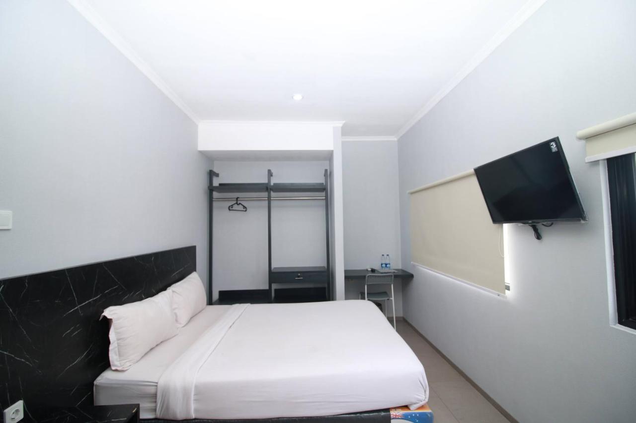 Bale Resident Hostel Jakarta Exterior photo