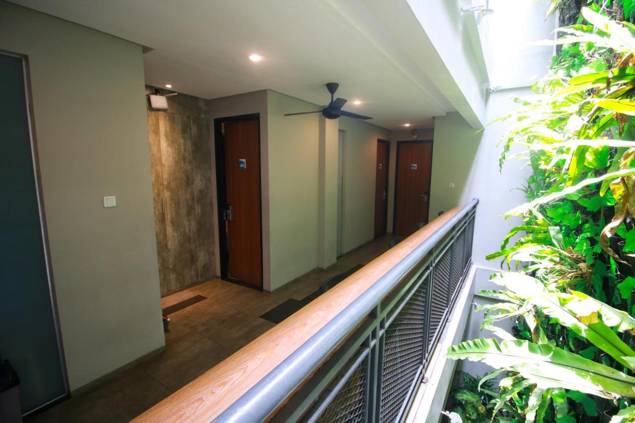 Bale Resident Hostel Jakarta Exterior photo